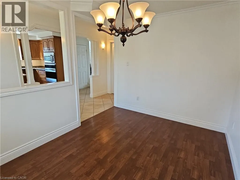 26 FIFTH Avenue Unit# UPPER, #UPPER
