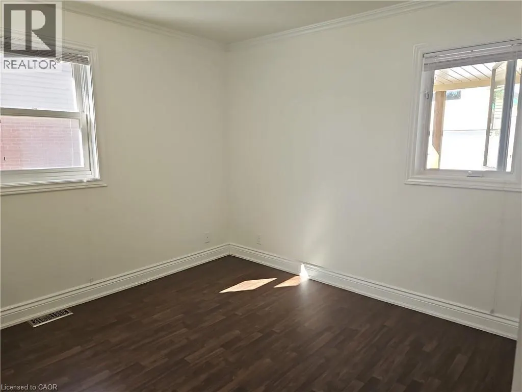 26 FIFTH Avenue Unit# UPPER, #UPPER