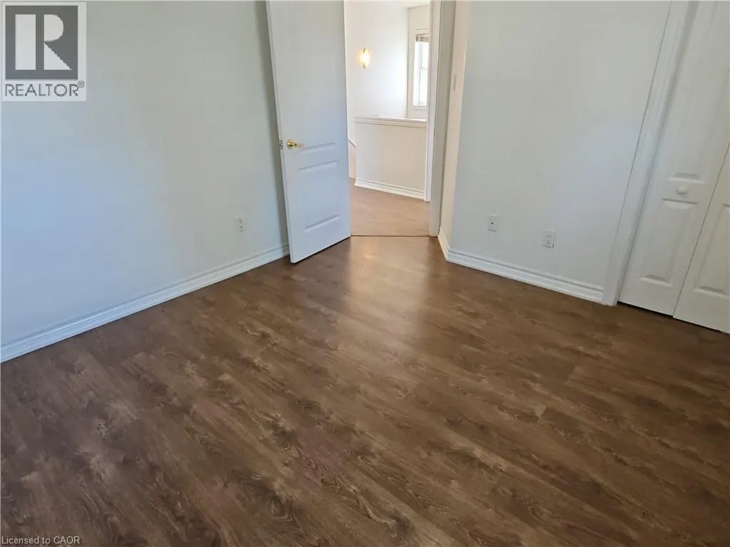 26 FIFTH Avenue Unit# UPPER, #UPPER