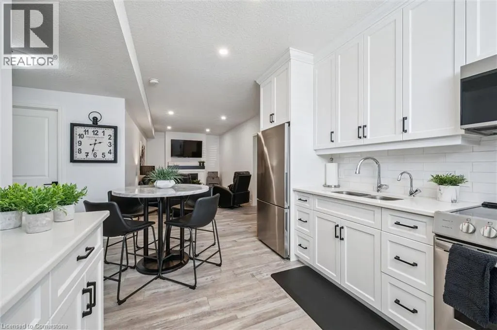 164 WOODBERRY Crescent