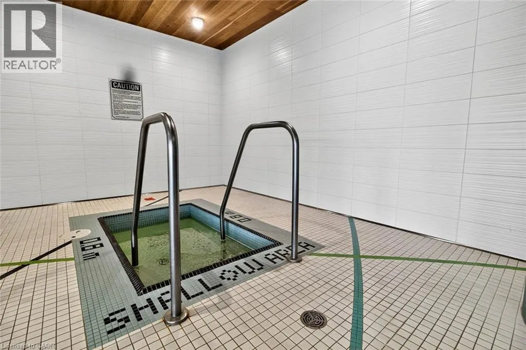 65 SPEERS Road Unit# 607, #607