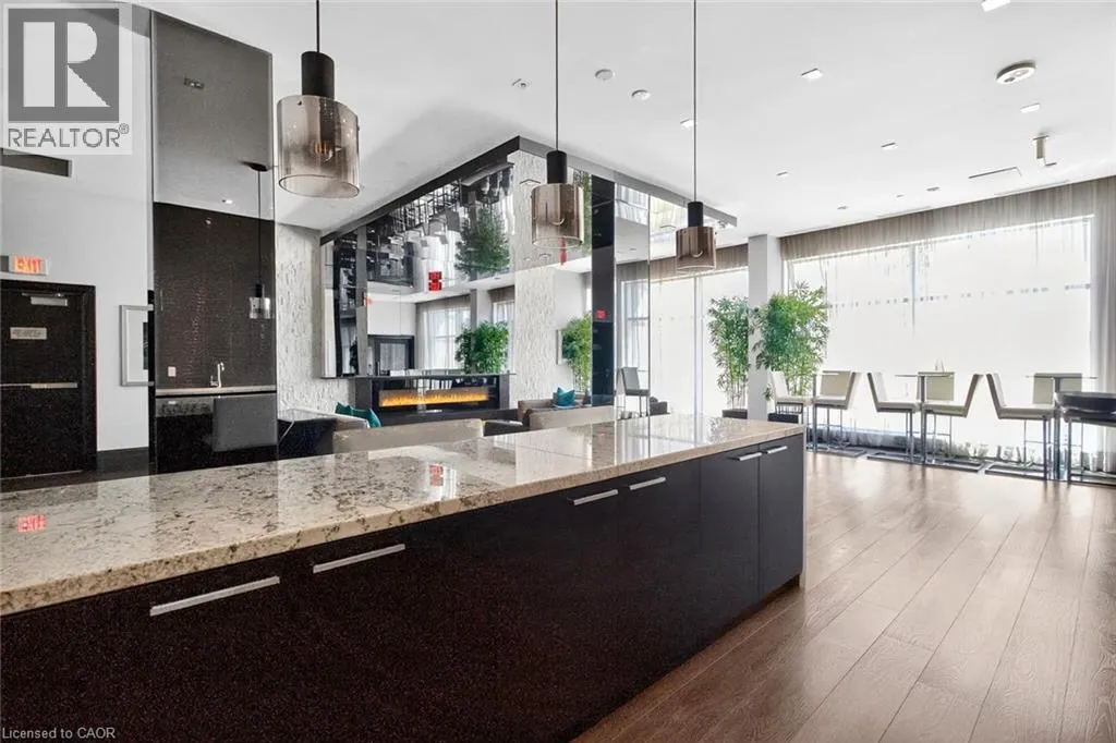 65 SPEERS Road Unit# 607, #607