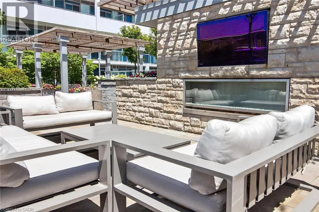 65 SPEERS Road Unit# 607, #607