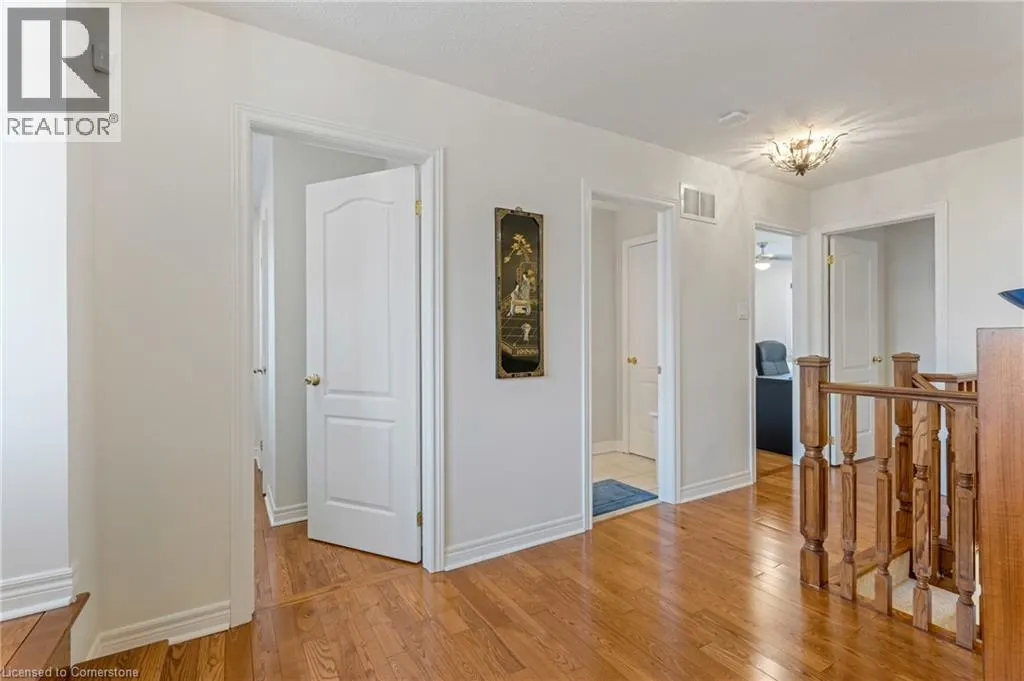 100 SPRINGSTEAD Avenue