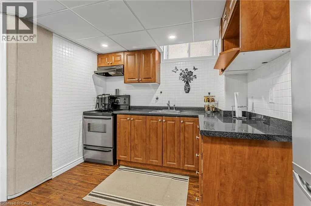 3308 GRANITE Gate