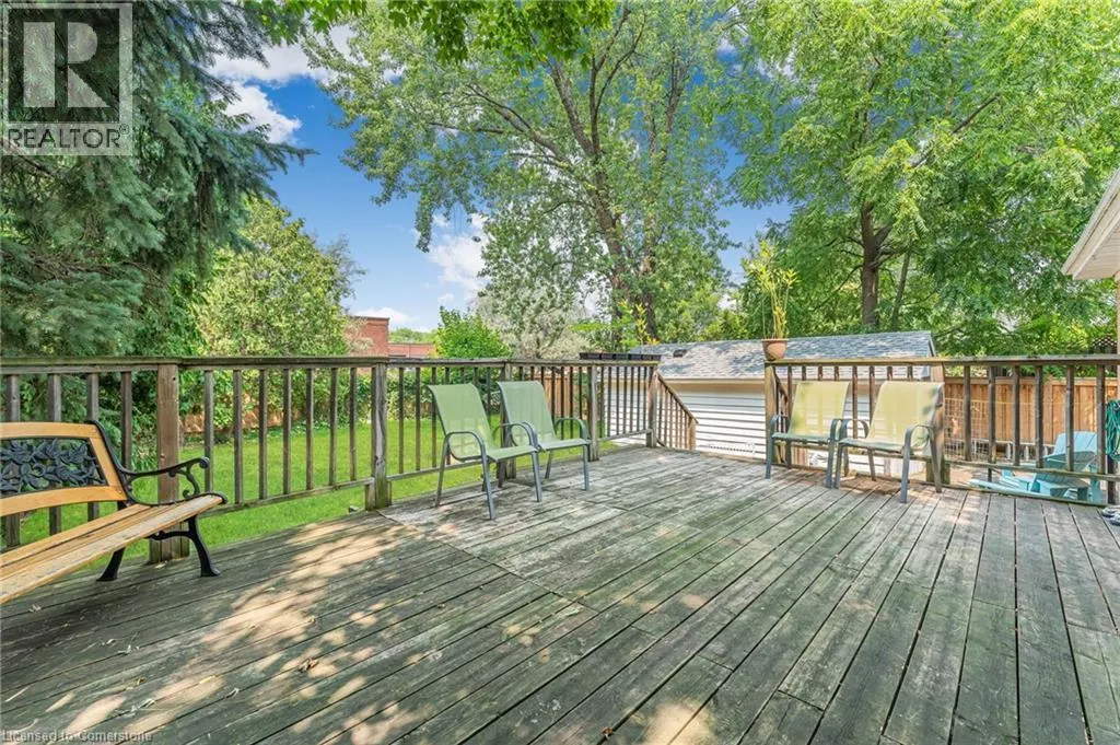 611 PINEGROVE Road