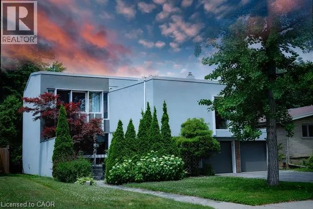 90 WINSTON Avenue