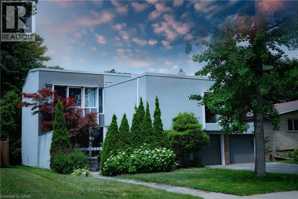 90 WINSTON Avenue