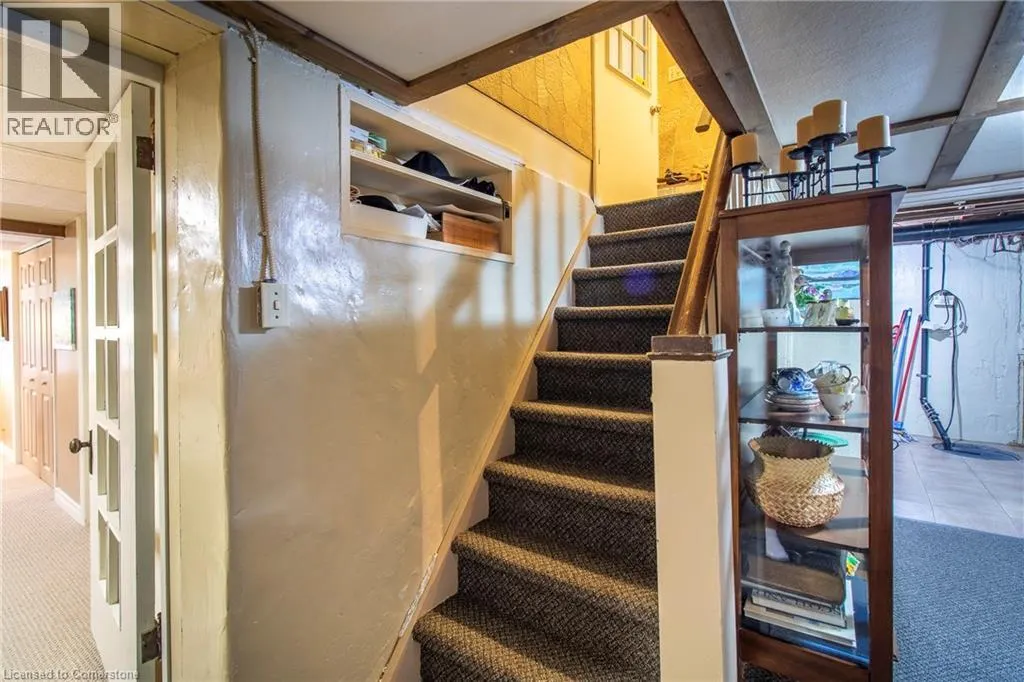 312 NELSON Street W