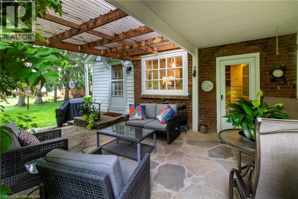 312 NELSON Street W