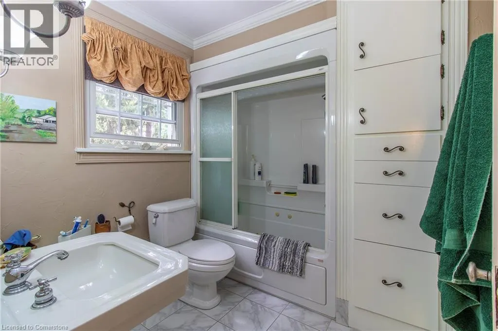 312 NELSON Street W