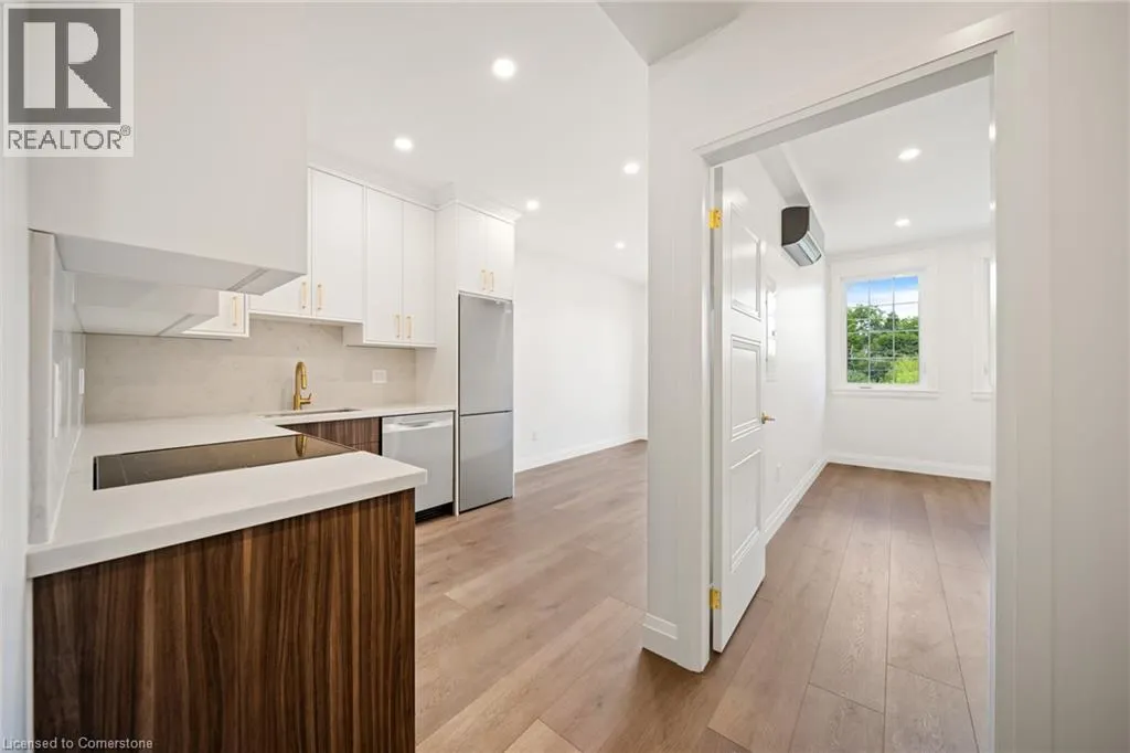 153 MAIN Street E Unit# 6, #6