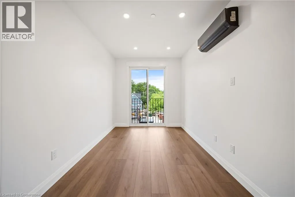 153 MAIN Street E Unit# 6, #6