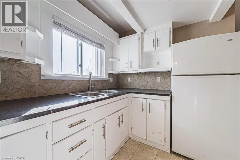 9589 WELLINGTON 124 Road