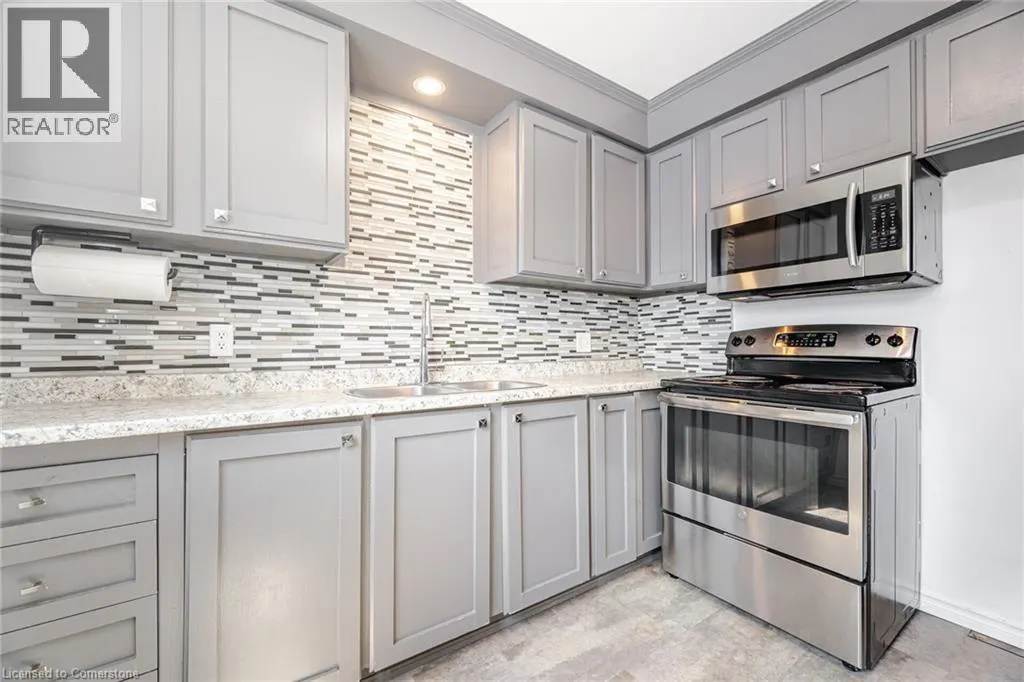 244 KINMOUNT Crescent