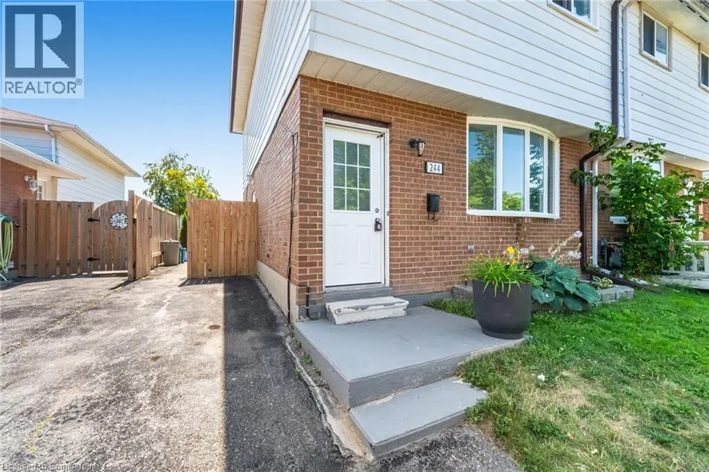 244 KINMOUNT Crescent