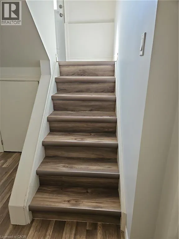 26 FIFTH Avenue Unit# LOWER, #LOWER