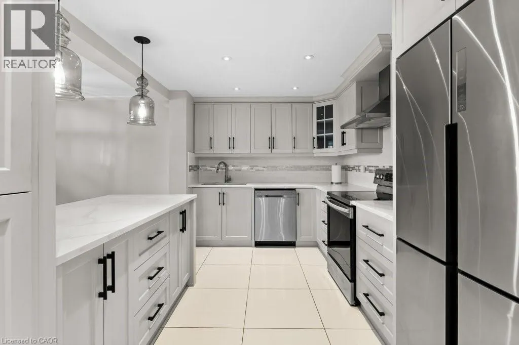 40 HARRISFORD Street Unit# 305, #305