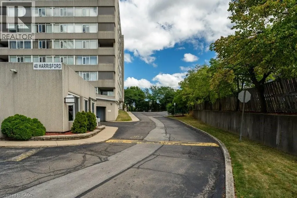 40 HARRISFORD Street Unit# 305, #305