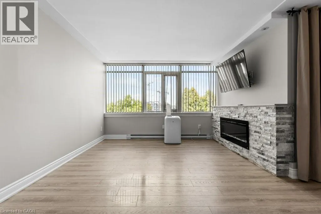 40 HARRISFORD Street Unit# 305, #305