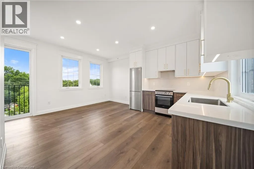 153 MAIN Street E Unit# 7, #7