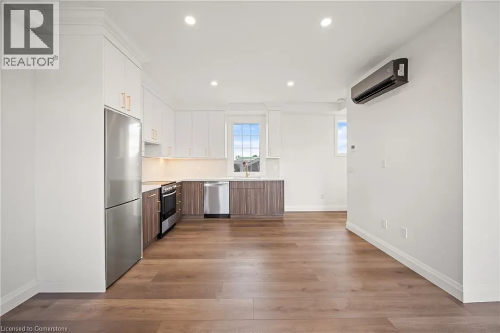 153 MAIN Street E Unit# 7, #7