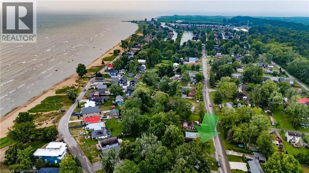 306 CEDAR Drive