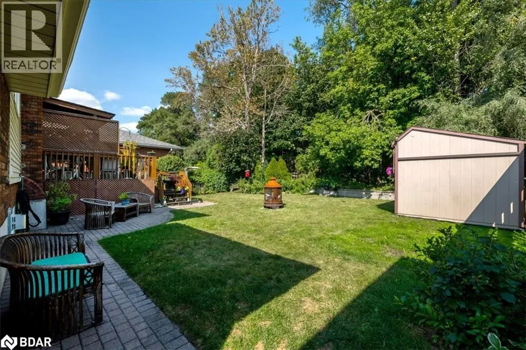 114 CHIEFTAIN Crescent