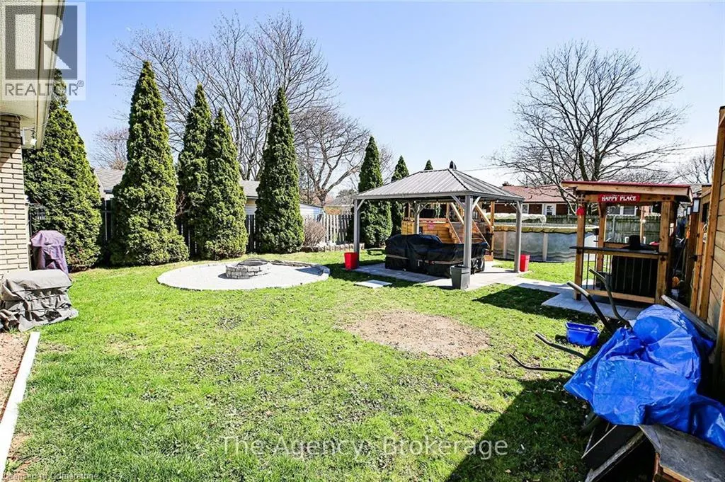 14 HEYWOOD Avenue