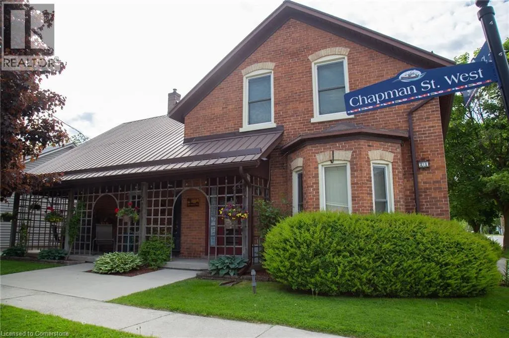 21 CHAPMAN Street W