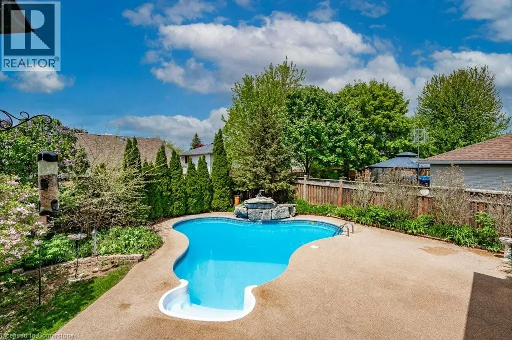 25 HYSLOP Drive