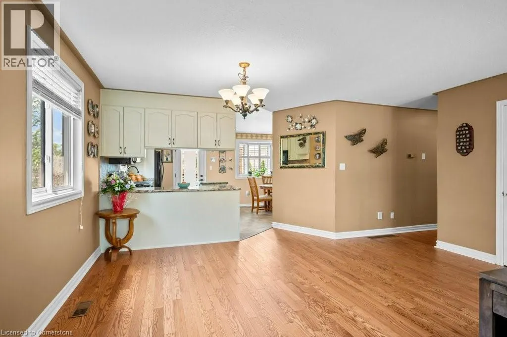 25 HYSLOP Drive