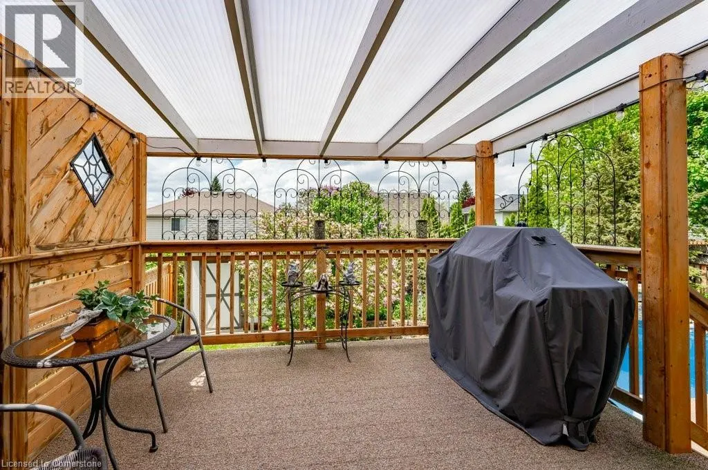 25 HYSLOP Drive