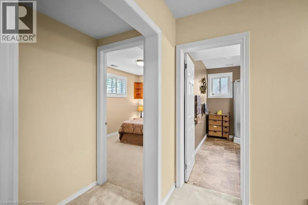 25 HYSLOP Drive