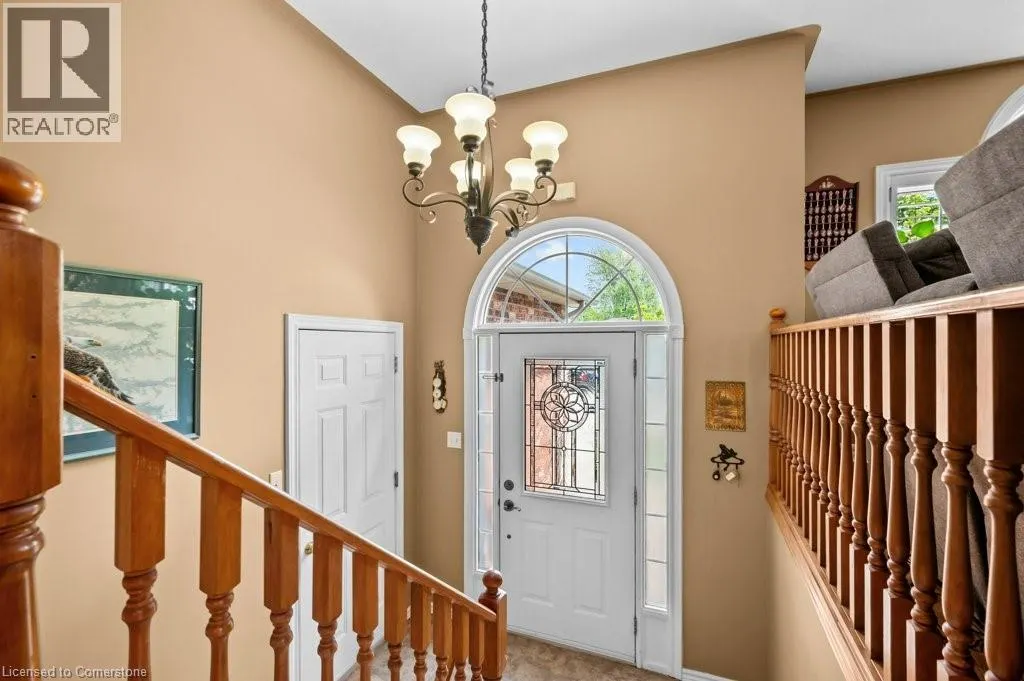 25 HYSLOP Drive