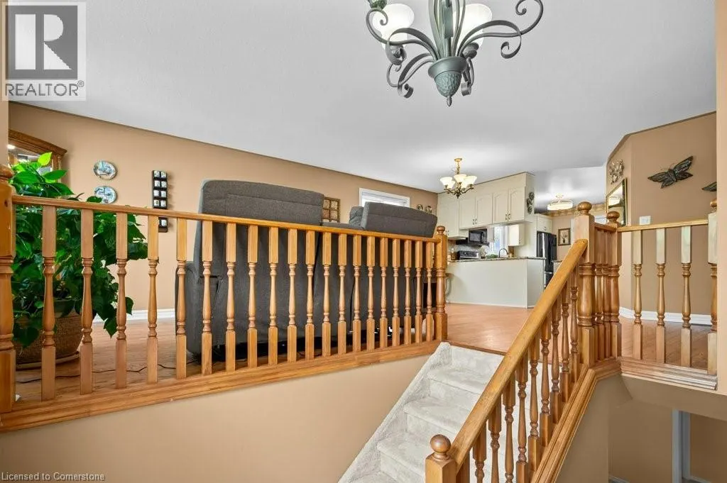 25 HYSLOP Drive