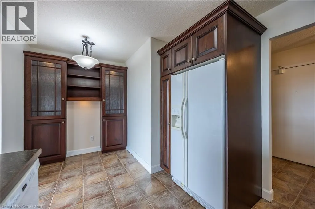 7 GALE Crescent Unit# 504, #504