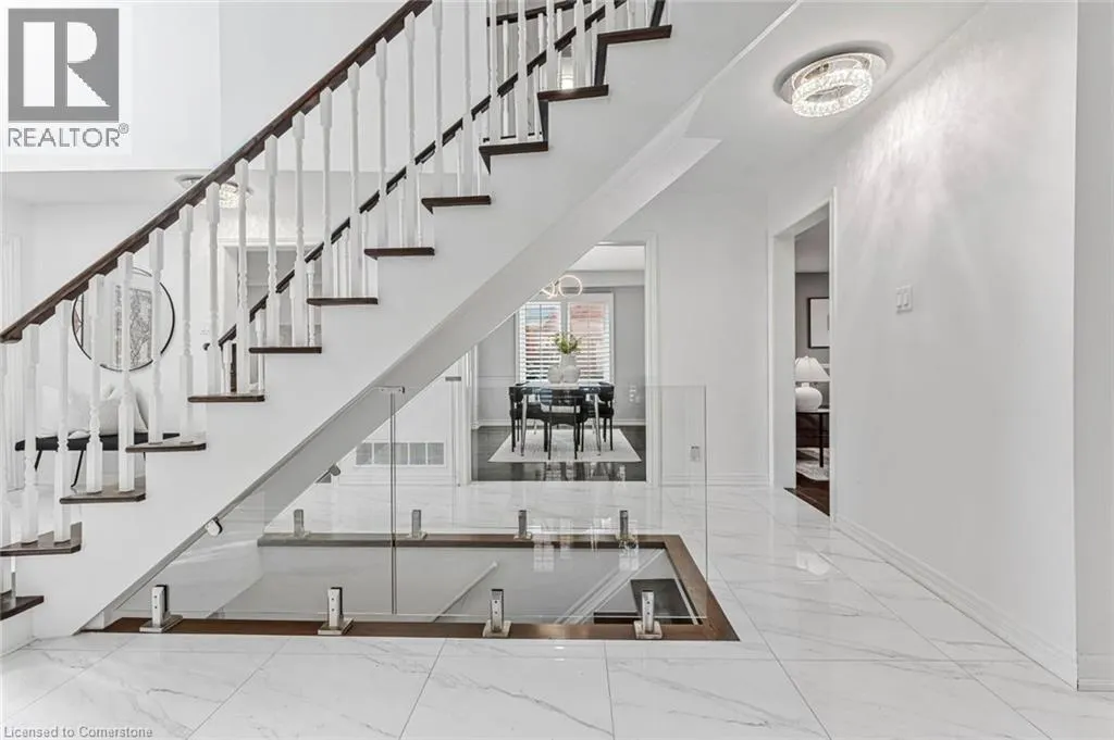 2816 ROSEWOOD Lane