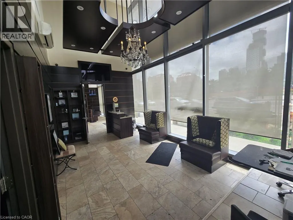 4033 HURONTARIO Street Unit# 1, #1