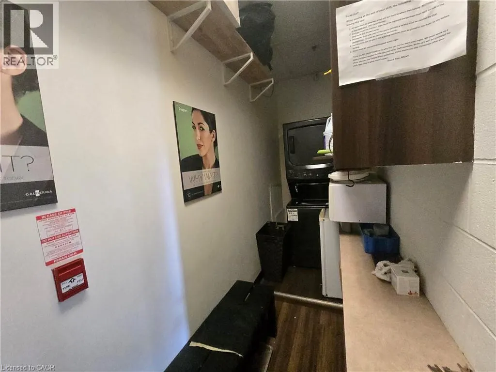 4033 HURONTARIO Street Unit# 1, #1