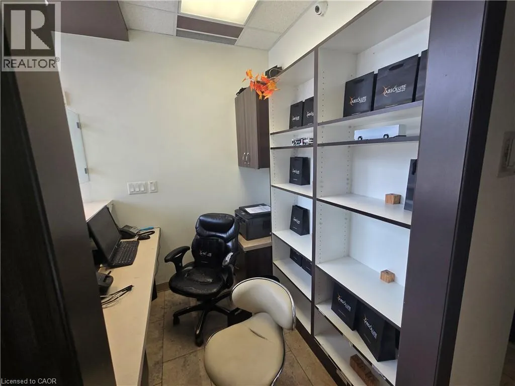 4033 HURONTARIO Street Unit# 1, #1