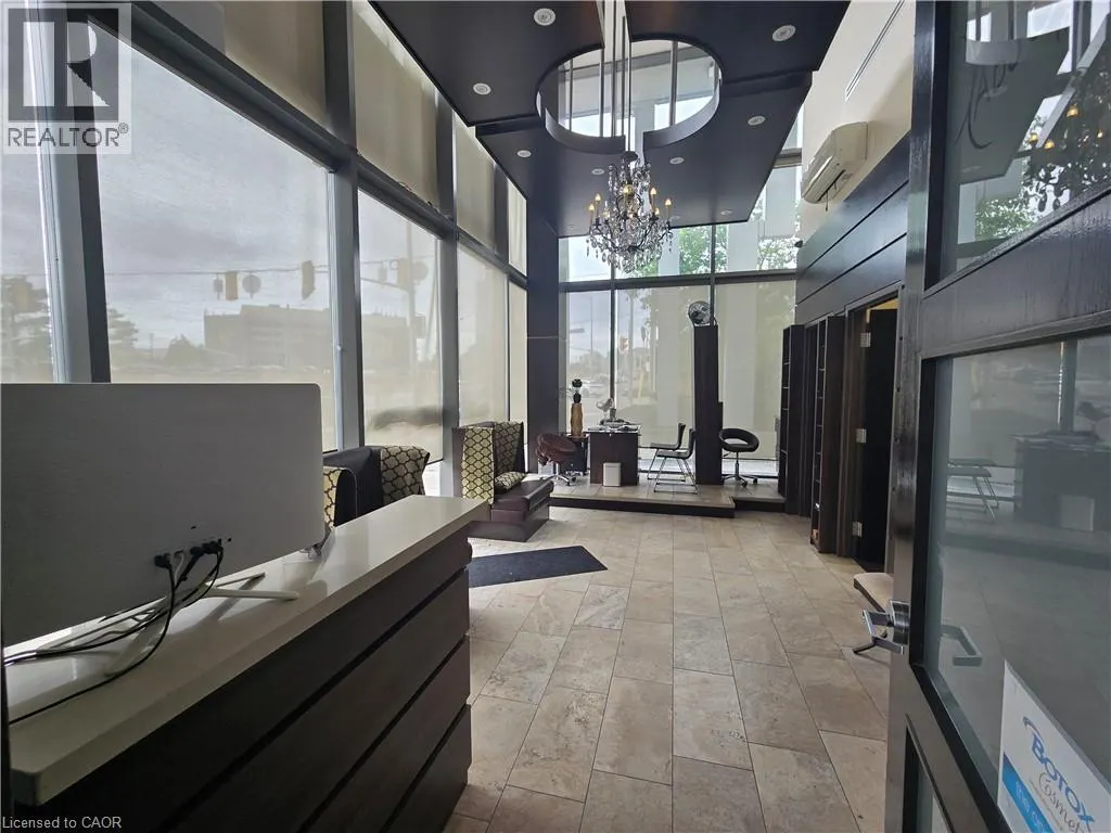 4033 HURONTARIO Street Unit# 1, #1