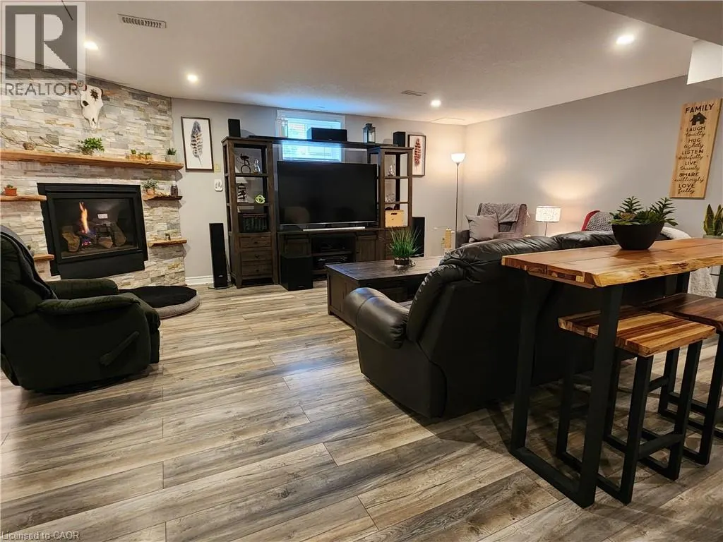 501 ISAIAH Crescent