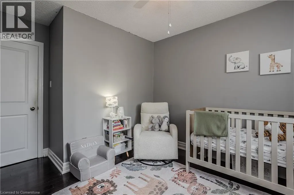 447 WOODVIEW Road Unit# 3, #3