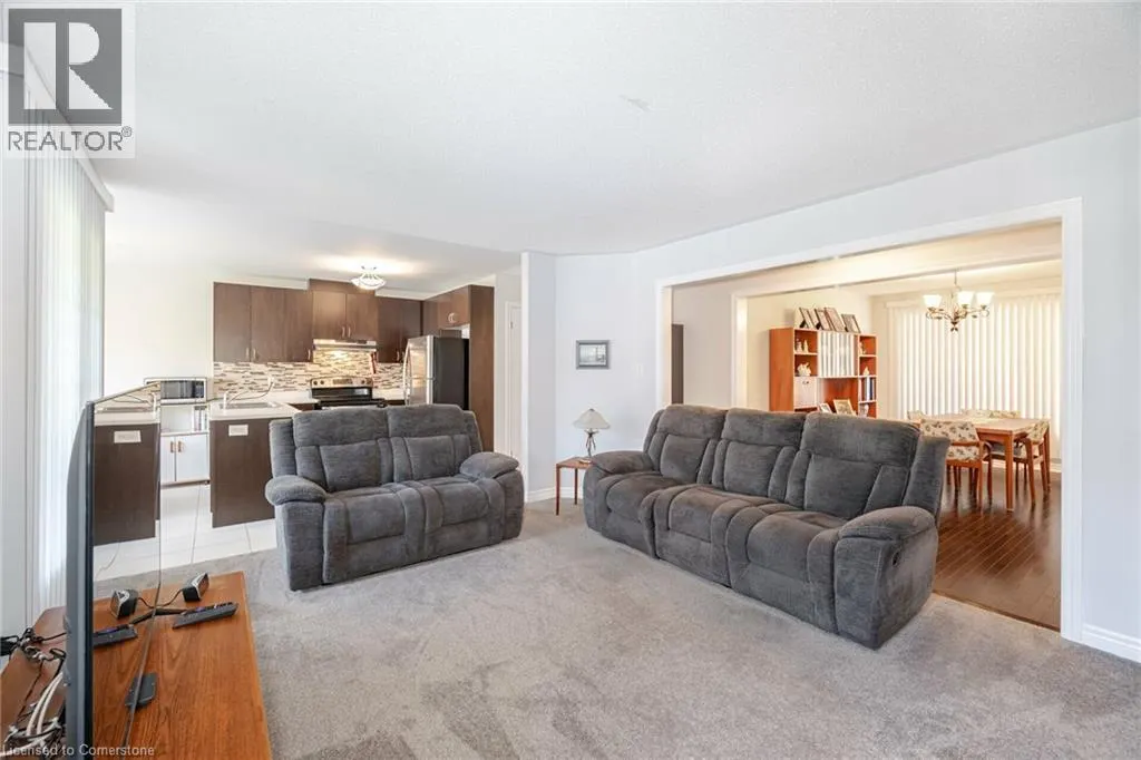 17 LACORRA Way