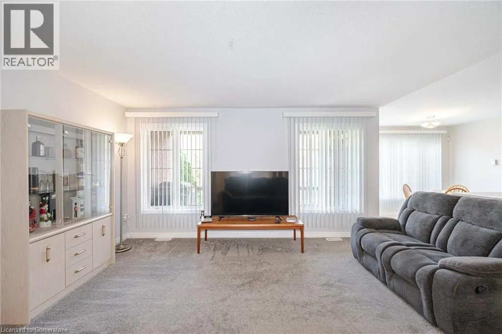 17 LACORRA Way