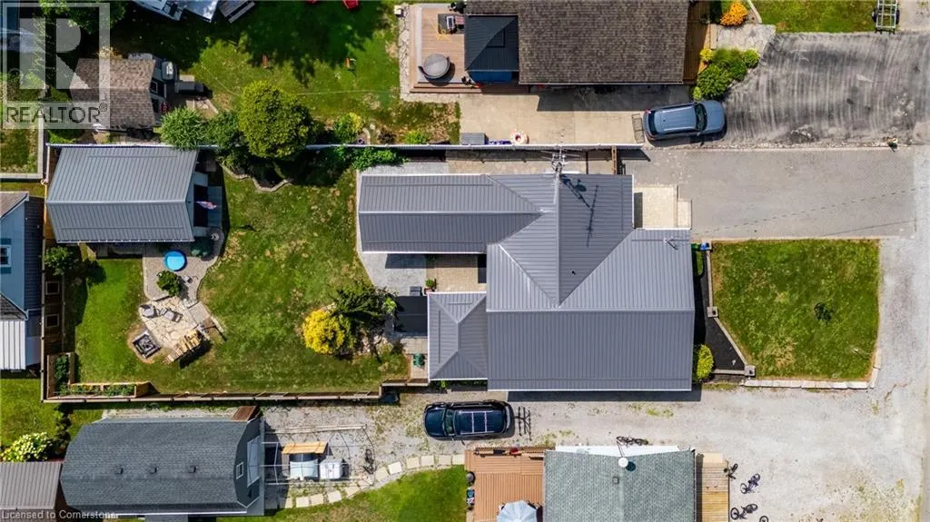 54 RIDGEWOOD Drive