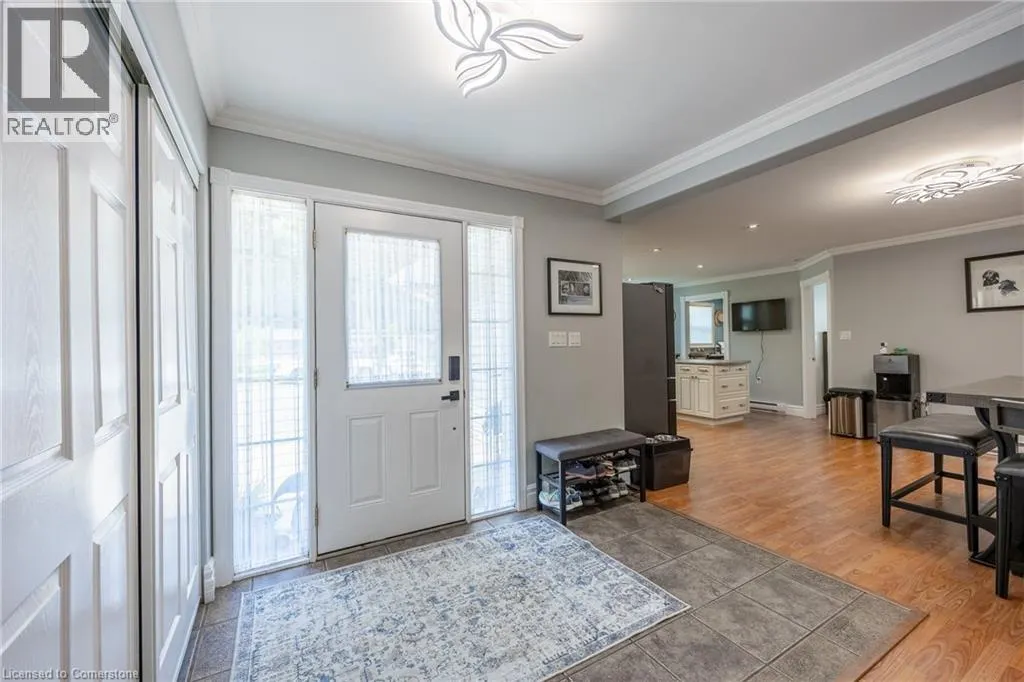 54 RIDGEWOOD Drive