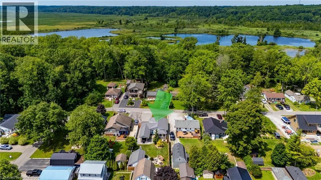 54 RIDGEWOOD Drive