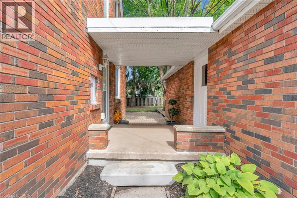 18 BALL Avenue